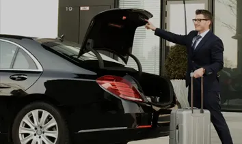 Chauffeured black car service in Dallas
