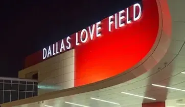 Reliable black car service near Dallas