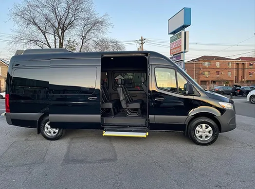 Reliable black car service near Dallas